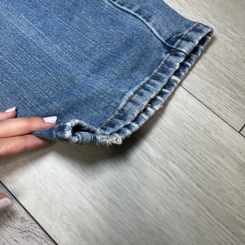 Vintage Levi's 505‎ Regular Fit Jeans W31 L32 Made in Colombia 100% Cotton